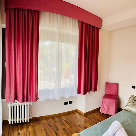 Welcome Traveller Frida'S Rooms Каприно Веронезе Екстериор снимка