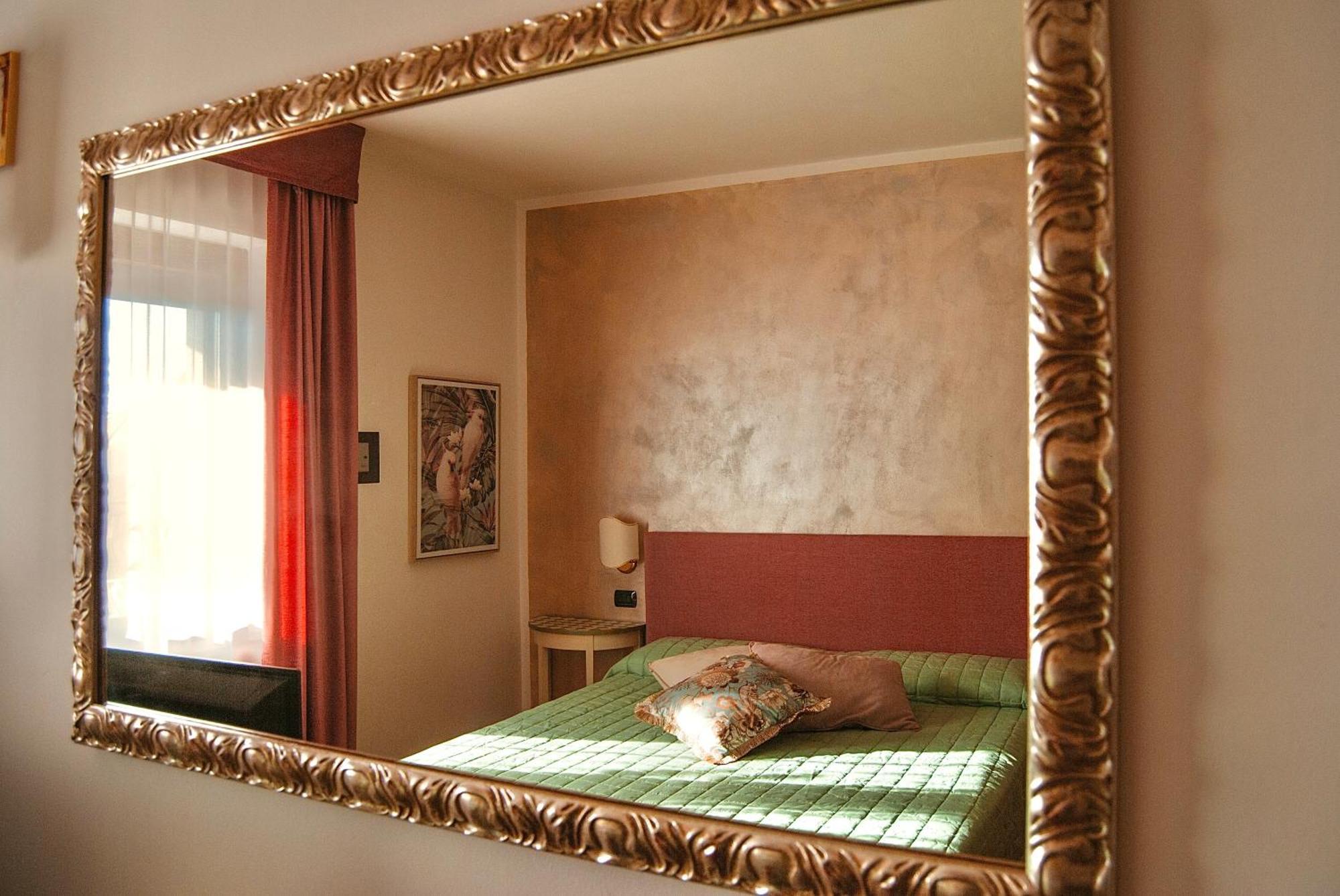 Welcome Traveller Frida'S Rooms Каприно Веронезе Екстериор снимка