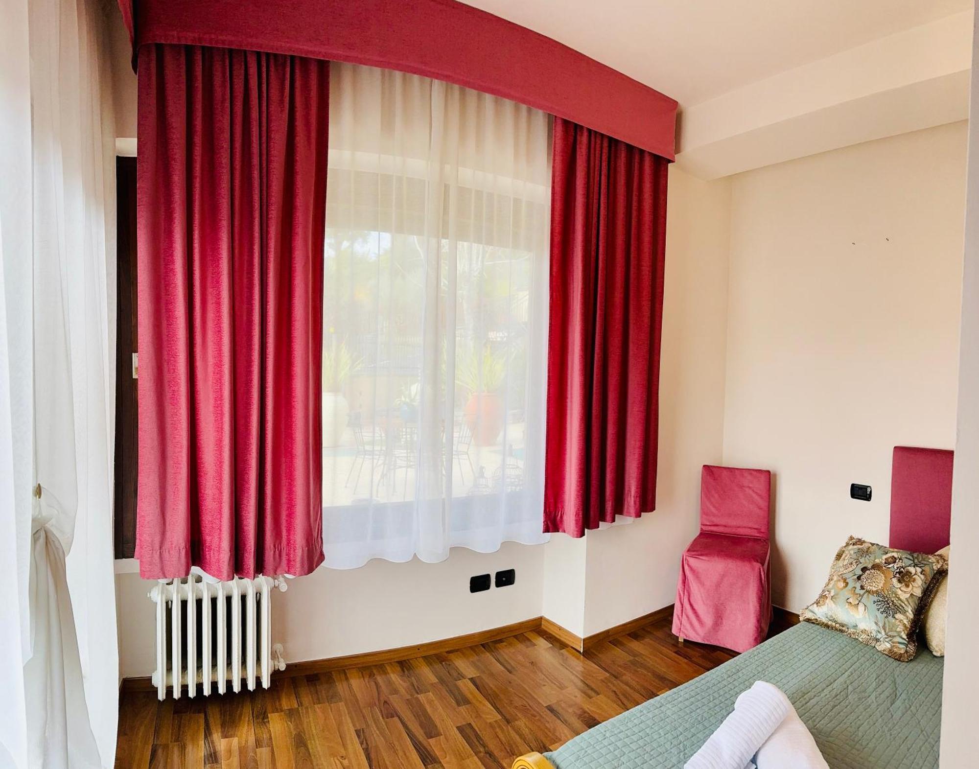 Welcome Traveller Frida'S Rooms Каприно Веронезе Екстериор снимка