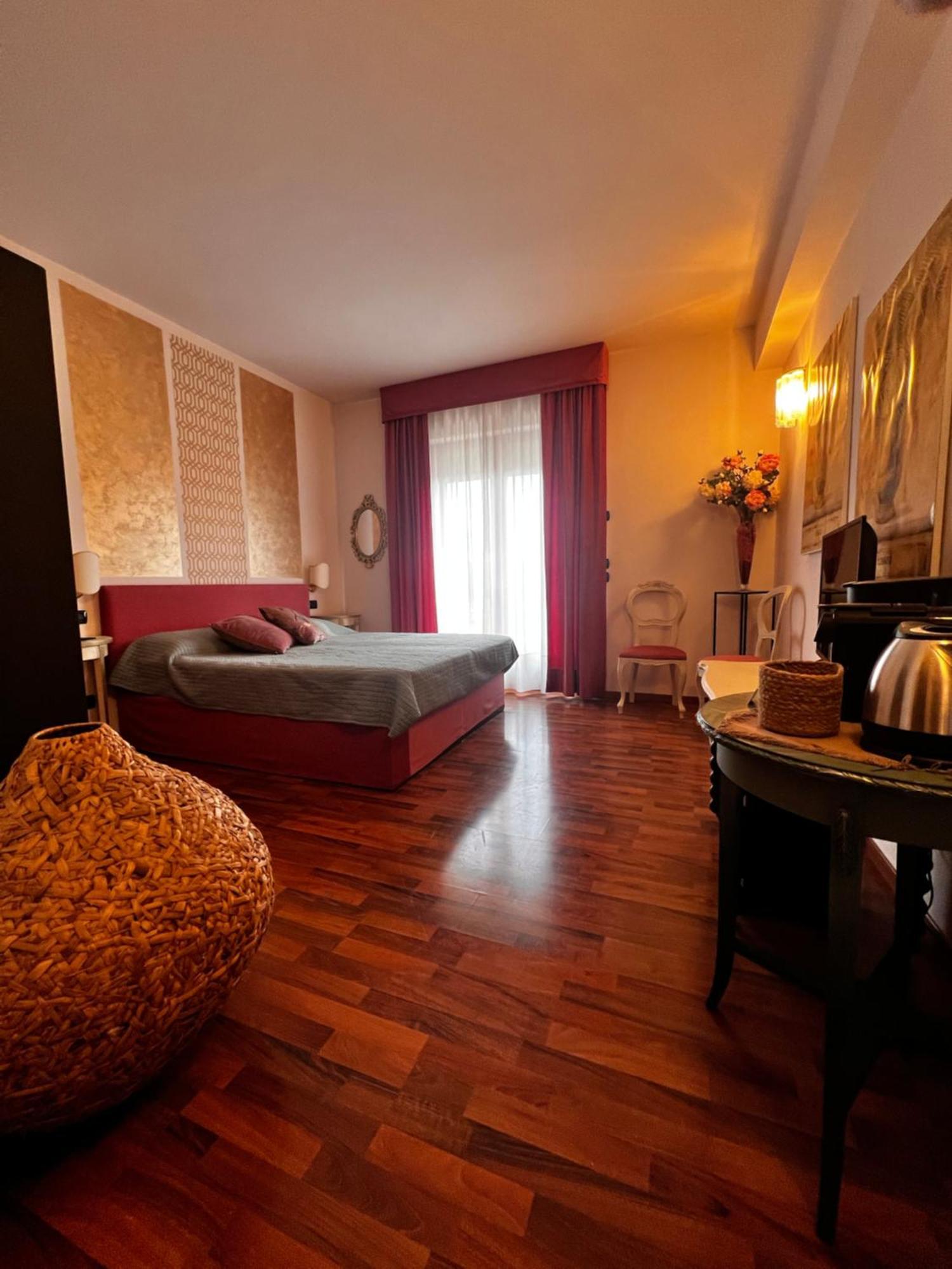 Welcome Traveller Frida'S Rooms Каприно Веронезе Екстериор снимка