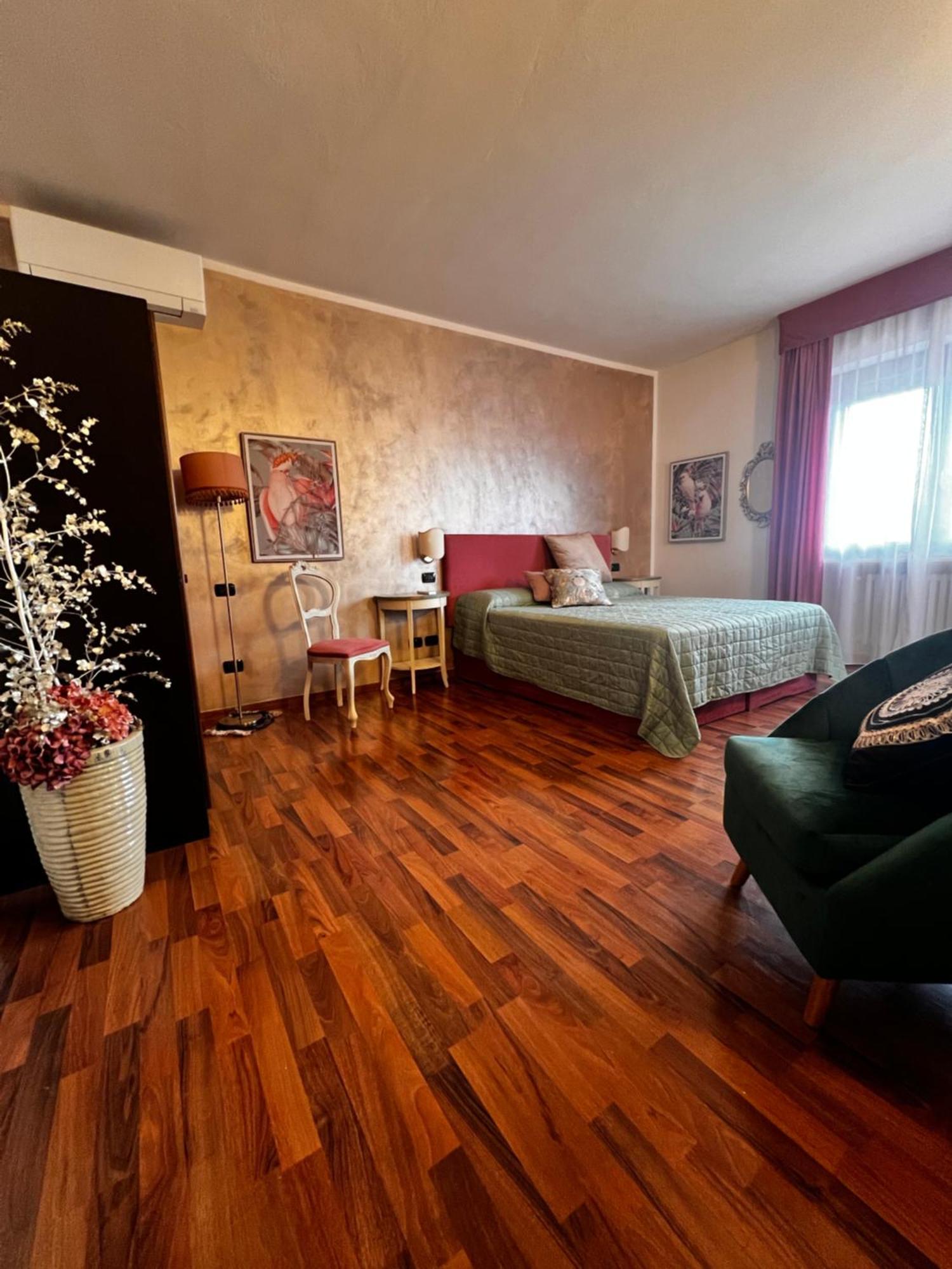 Welcome Traveller Frida'S Rooms Каприно Веронезе Екстериор снимка